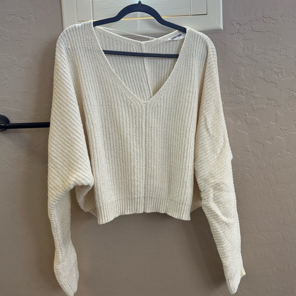 Cream Sweater - Picture 1 of 3